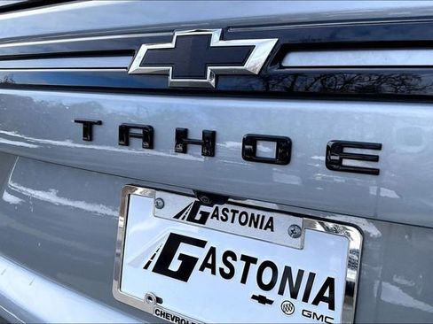 Used 2024 Chevrolet Tahoe Z71 w/ Luxury Package image 24