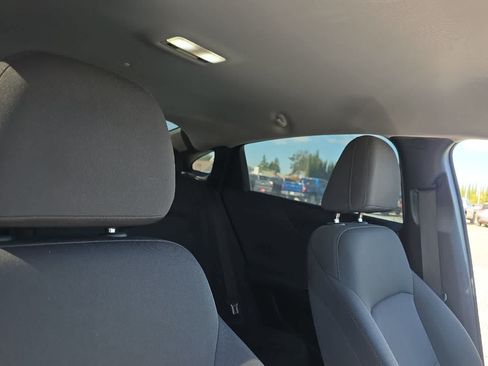 Used 2018 Chevrolet Malibu LT FWD image 18