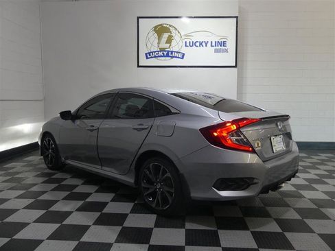 Used 2019 Honda Civic Sport image 11