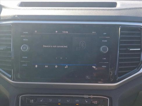 Used 2022 Volkswagen Atlas SE image 12