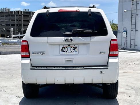Used 2011 Ford Escape XLT w/ 203A Rapid Spec Order Code AWD/4WD image 5
