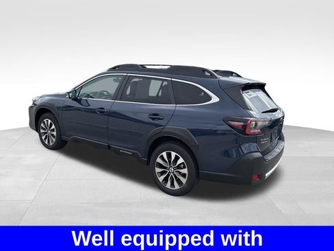 Used 2025 Subaru Outback Limited image 3