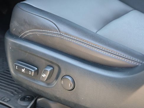 Used 2023 Toyota 4Runner SR5 Premium AWD/4WD image 32