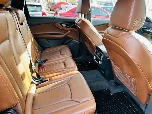 Used 2017 Audi Q7 3.0T Premium Plus w/ Premium Plus Package image 20