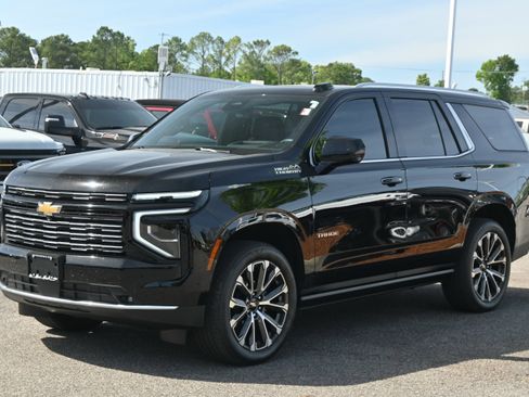 Used 2025 Chevrolet Tahoe High Country image 7