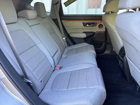 Used 2020 Honda CR-V Touring image 14