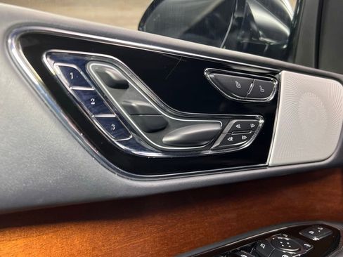 Used 2023 Lincoln Navigator L Black Label image 31