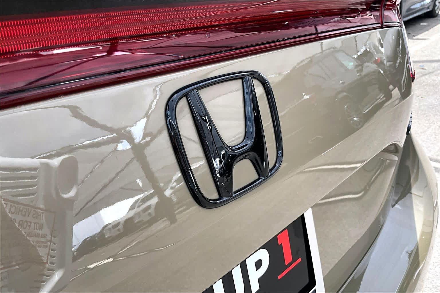 Used 2025 Honda Civic Sport image 10