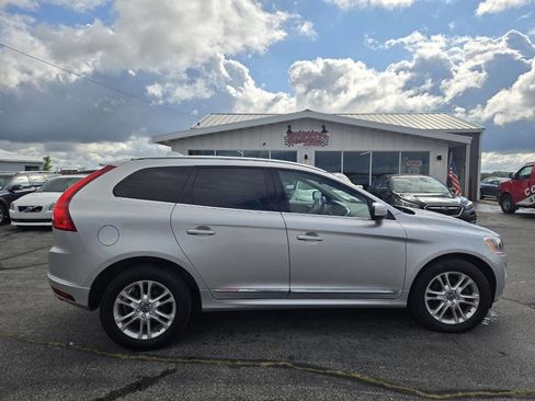 Used 2016 Volvo XC60 T5 Premier image 12