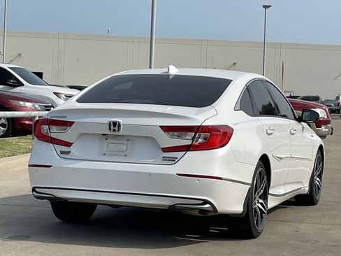 Used 2021 Honda Accord Touring image 4