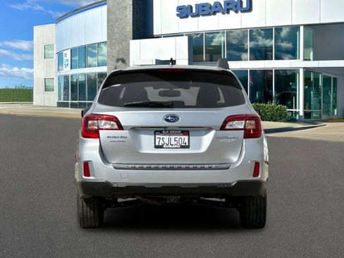 Used 2016 Subaru Outback 2.5i Limited image 7