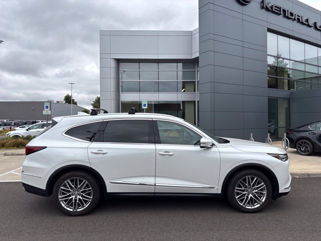 Used 2022 Acura MDX w/ Advance Package AWD/4WD image 2