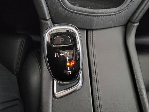 Used 2017 Cadillac XT5 Luxury AWD/4WD image 18