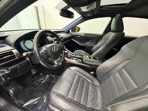 Used 2014 Lexus IS 250 w/ F-Sport Package RWD image 14