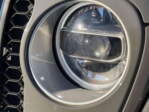 Used 2021 Jeep Wrangler Unlimited Sahara image 51