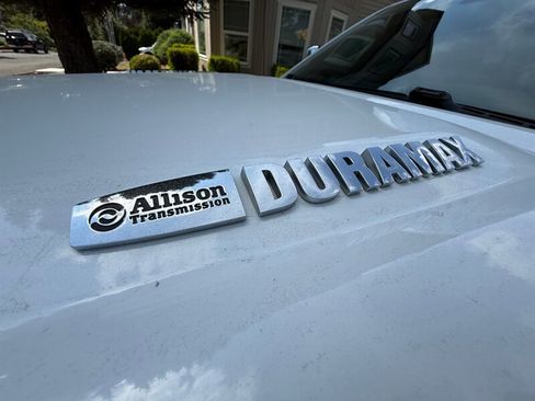 Used 2015 GMC Sierra 2500 Denali w/ Duramax Plus Package image 8