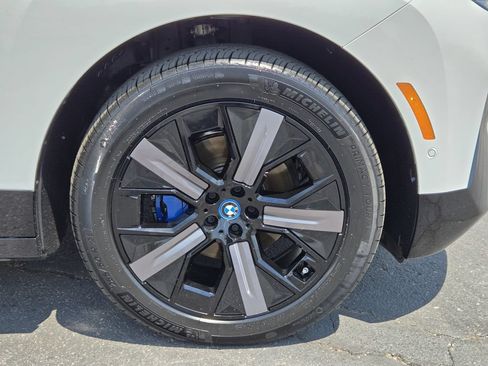 Certified 2024 BMW iX xDrive50 w/ Sport Package AWD/4WD image 11