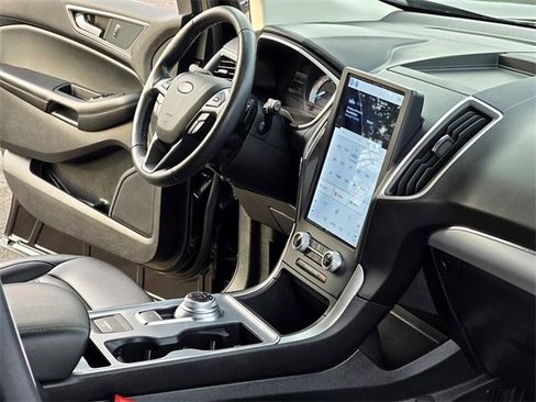 Used 2021 Ford Edge SEL w/ Convenience Package image 34