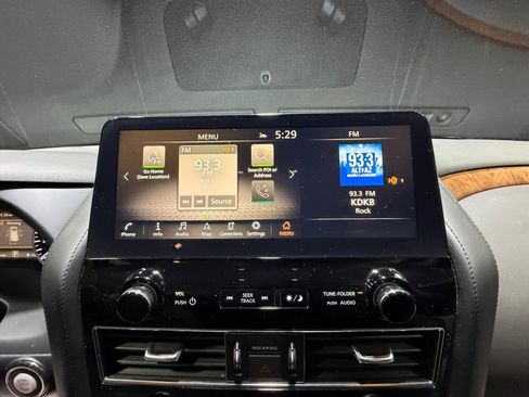 Certified 2021 Nissan Armada SL image 28