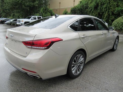 Used 2015 Hyundai Genesis 3.8 w/ Option Group 03 RWD image 8