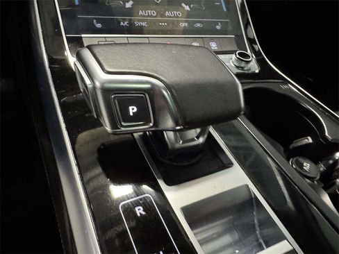 Used 2023 Audi Q7 3.0T Premium Plus image 30