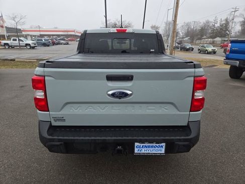 Used 2024 Ford Maverick Lariat image 7