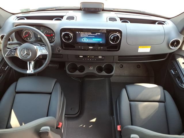 New 2026 Mercedes-Benz Sprinter 2500 image 4