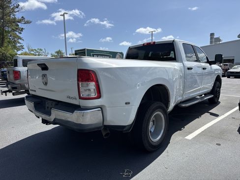 Used 2023 RAM 3500 Big Horn w/ Level 1 Equipment Group image 10