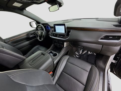 Used 2023 Chevrolet Suburban Premier image 34