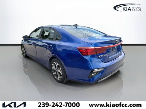 Used 2021 Kia Forte LXS FWD image 4