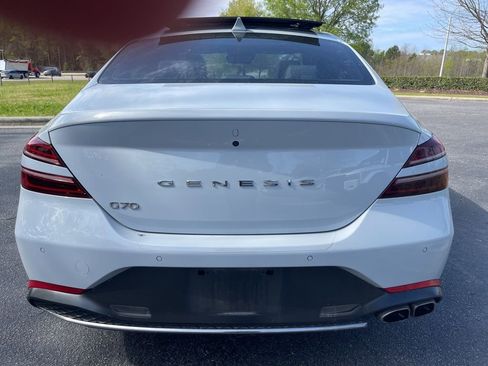 Used 2022 Genesis G70 2.0T w/ Prestige Package image 6
