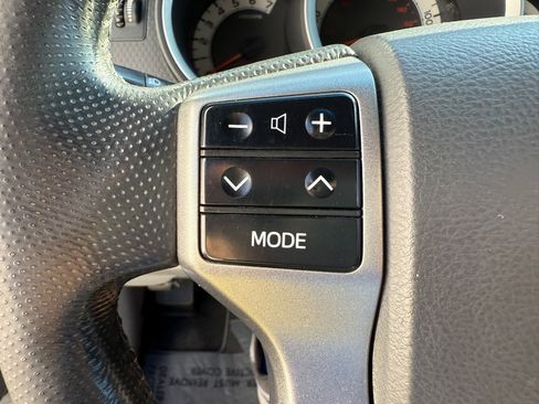 Used 2013 Toyota Tacoma 4x4 Access Cab V6 image 35