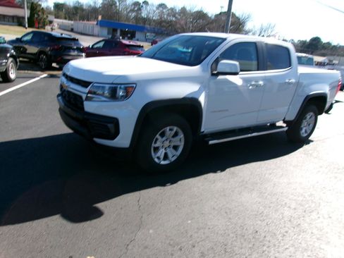 Certified 2022 Chevrolet Colorado LT image 8