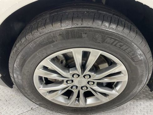 Used 2020 Cadillac XT5 Premium Luxury image 10