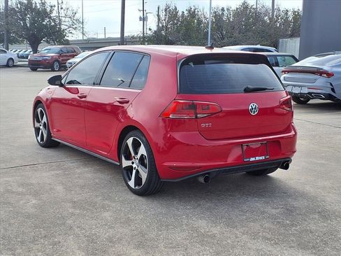Used 2017 Volkswagen GTI SE image 3