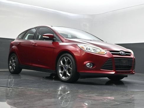 Used 2014 Ford Focus SE w/ Equipment Group 201A FWD image 33