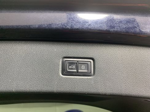 Used 2017 Audi Q7 3.0T Premium Plus image 37