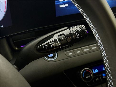 Used 2025 Hyundai Elantra N FWD image 7