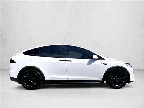Used 2023 Tesla Model X AWD/4WD image 5