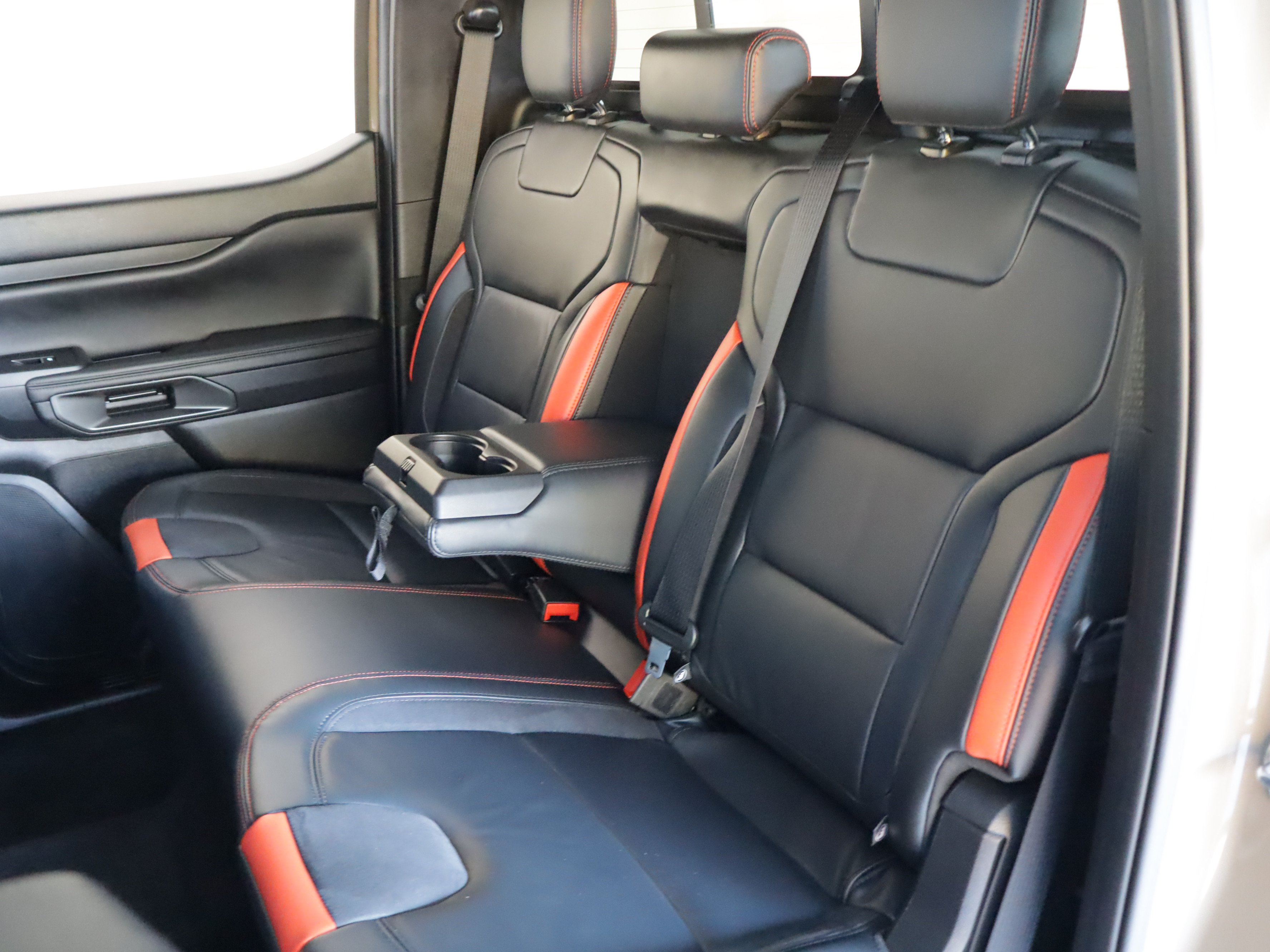 Used 2025 Ford Ranger Raptor AWD/4WD image 9