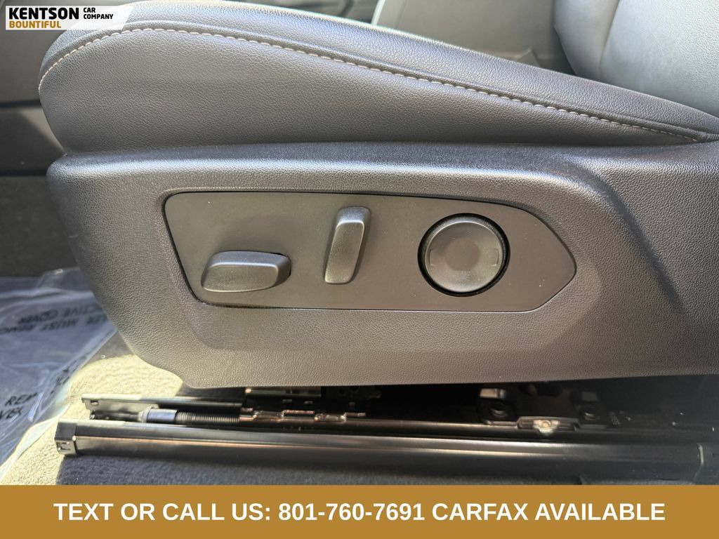 Used 2024 GMC Canyon Elevation w/ Convenience Package AWD/4WD image 29
