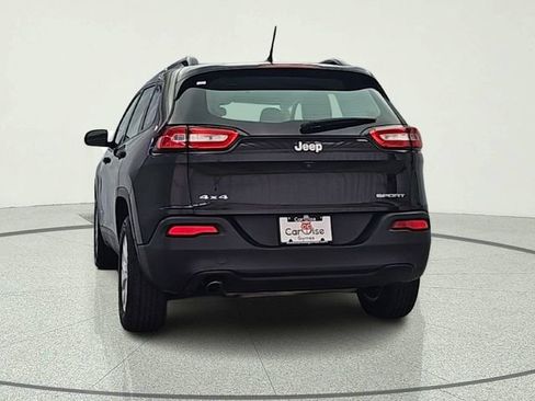 Used 2015 Jeep Cherokee Sport w/ Cold Weather Group AWD/4WD image 5