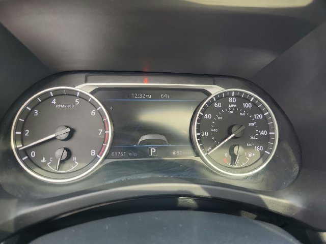 Used 2022 Nissan Sentra SR w/ SR Premium Package FWD image 13