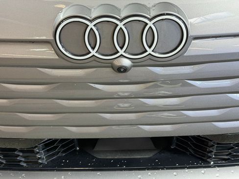Used 2025 Audi A6 e-tron Premium Plus w/ Premium Plus RWD image 27
