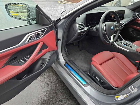 Used 2024 BMW i4 eDrive35 w/ Premium Package image 21