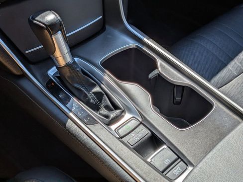 Used 2021 Honda Accord EX-L image 18