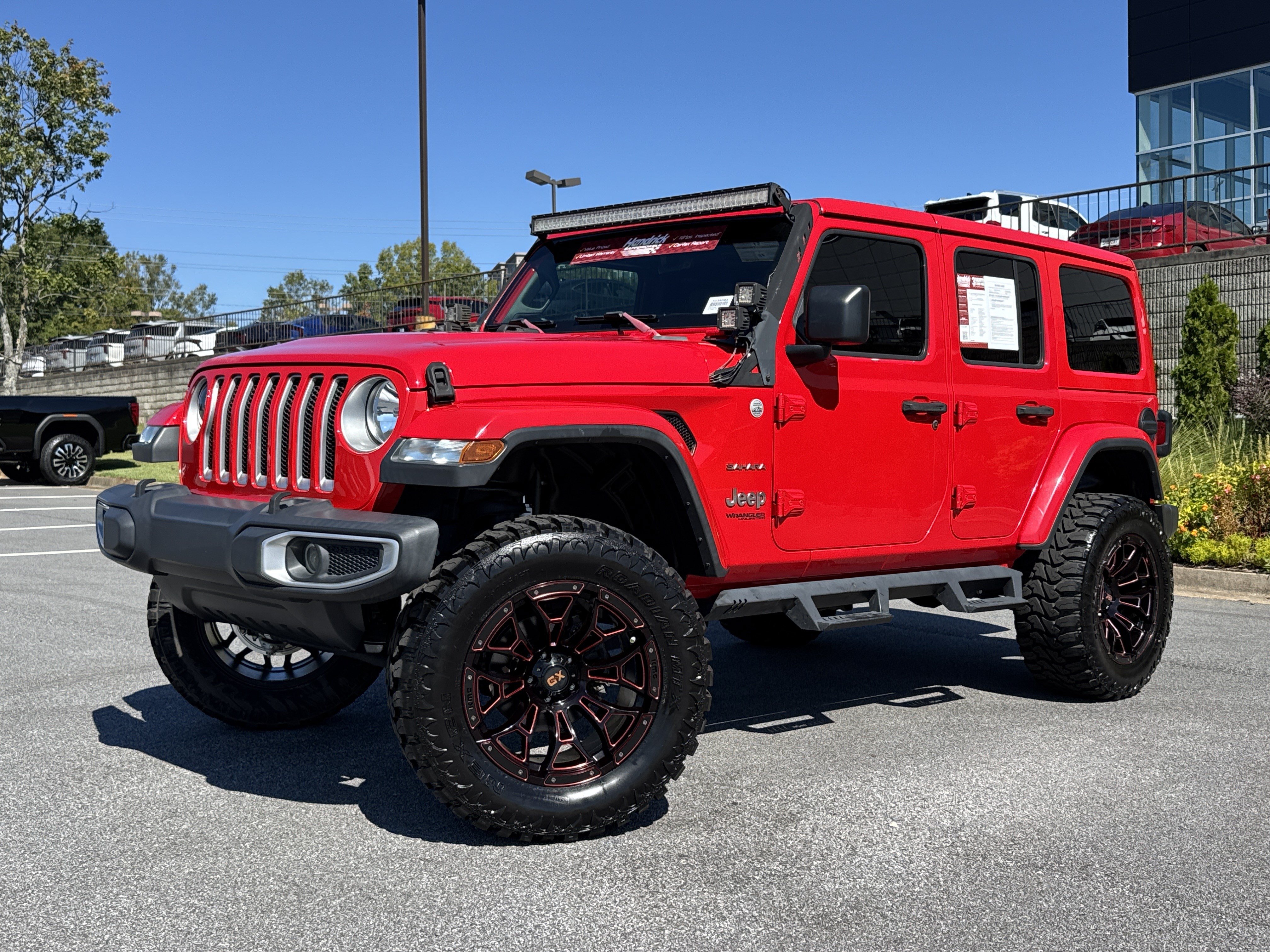 Used 2018 Jeep Wrangler Unlimited Sahara AWD/4WD image 5