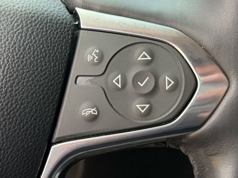 Used 2019 Chevrolet Traverse Premier w/ Redline Edition FWD image 13
