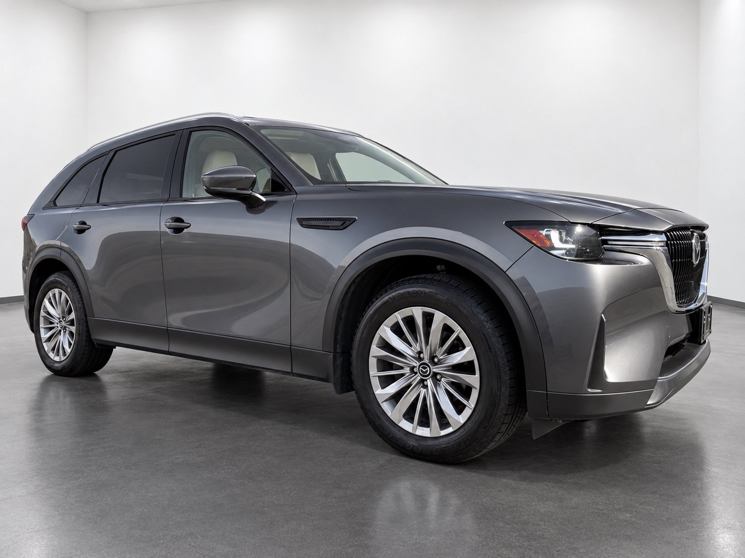 Used 2024 MAZDA CX-90 3.3 Turbo w/ Preferred Plus AWD/4WD image 2
