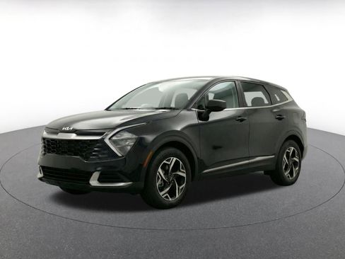 Used 2025 Kia Sportage LX FWD image 3